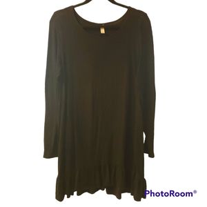 Heathmoor || Women's Black Tunic || Size Large